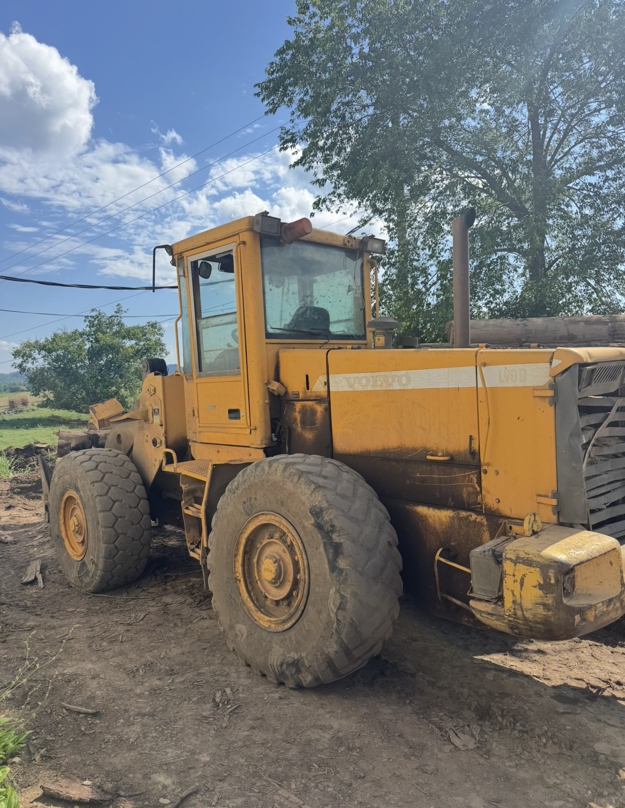 Loader exterior before steam clean