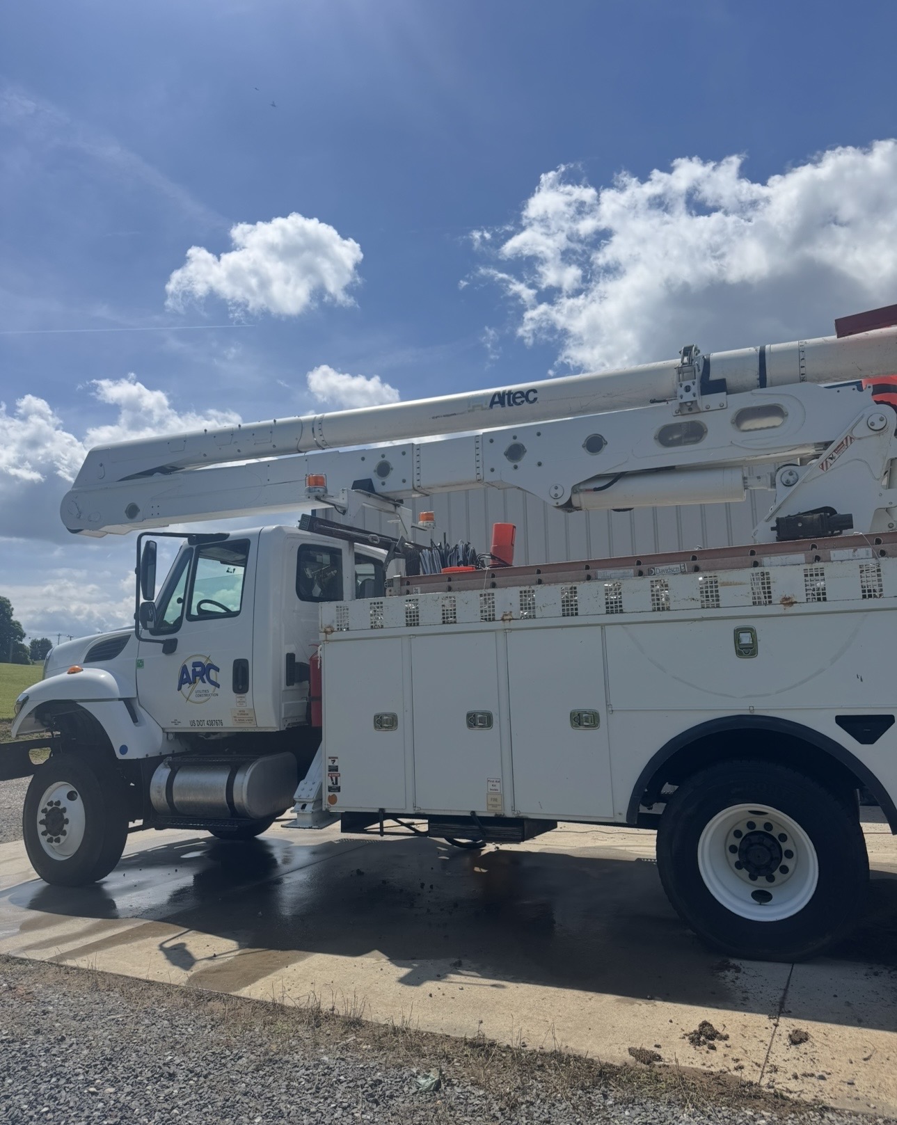 Fleet truck exterior before pressure wash